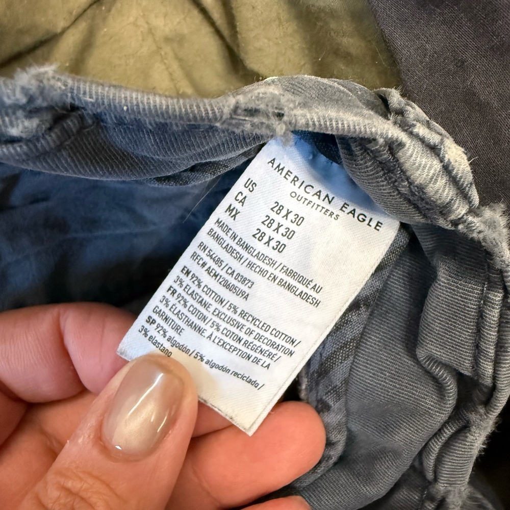 Lot of two American Eagle Outfitters Blue Denim Pants and Cotton quarter zip - Picture 3 of 6